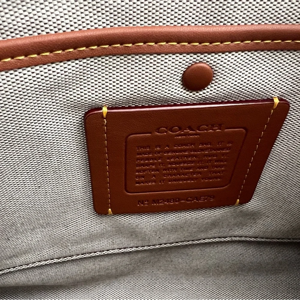 Coach Rogue 39, Maple & Brass - Picture 8 of 15